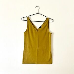 Ann Taylor cotton v neck tank top in mustard gold size M